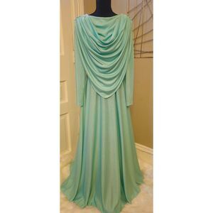 Stunning Vintage 1970s Mint Green Maxi Dress - Old Hollywood Glamour!
